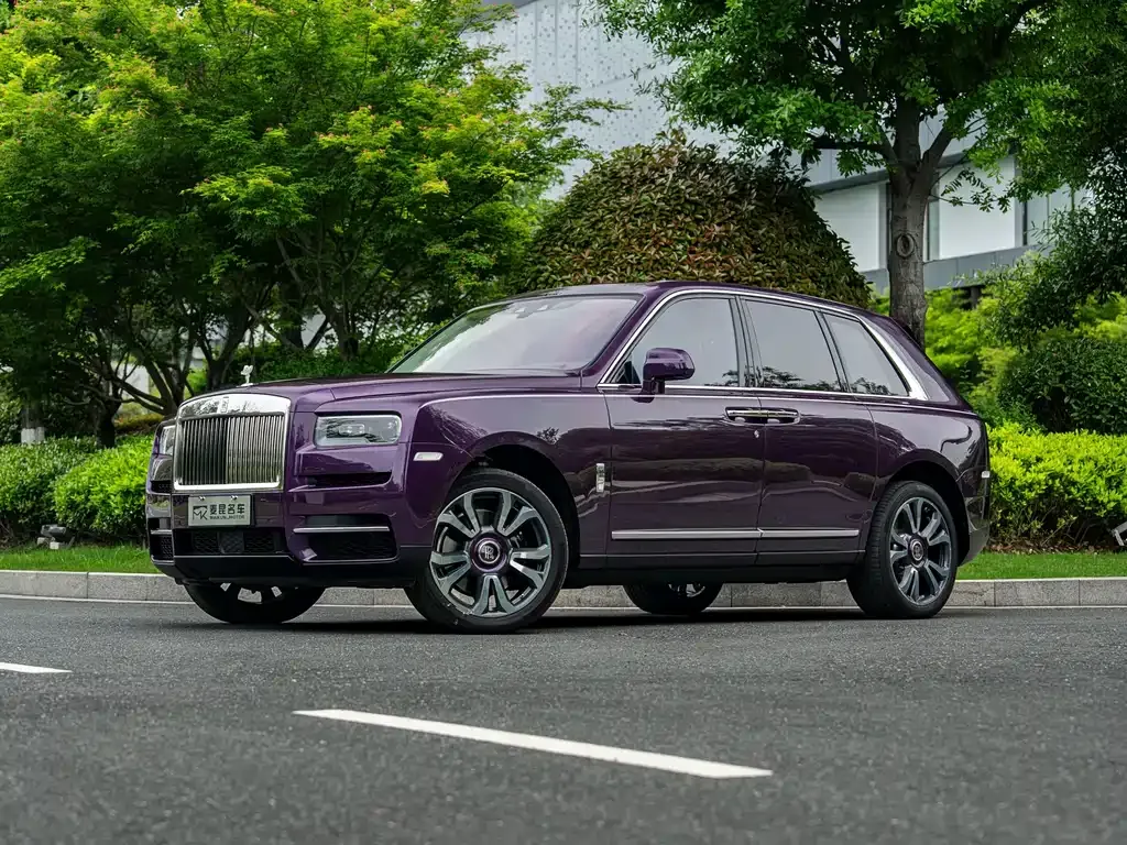 Rolls-Royce Cullinan — фото 1