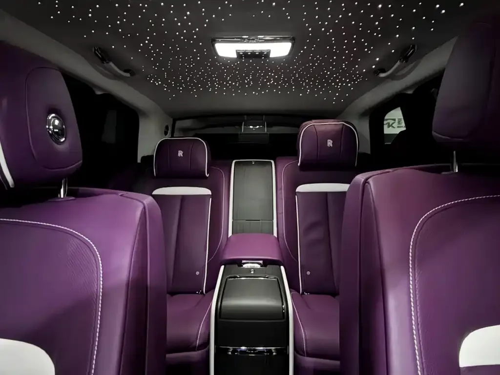 Rolls-Royce Cullinan — фото 10