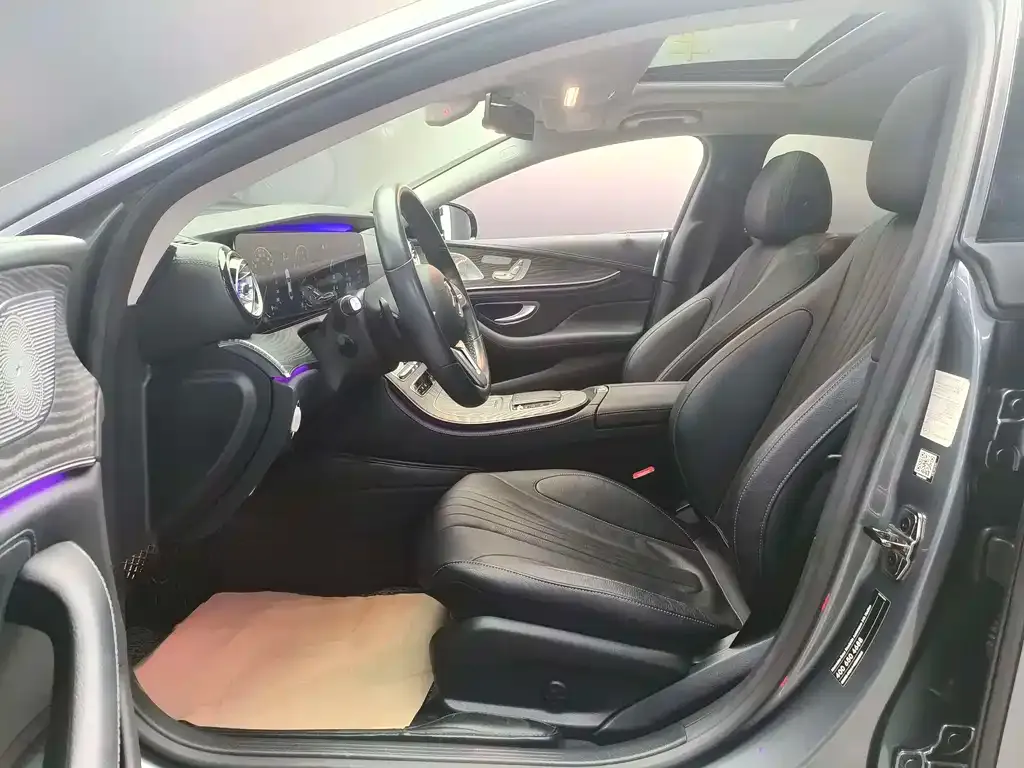 Mercedes-Benz CLS — фото 9