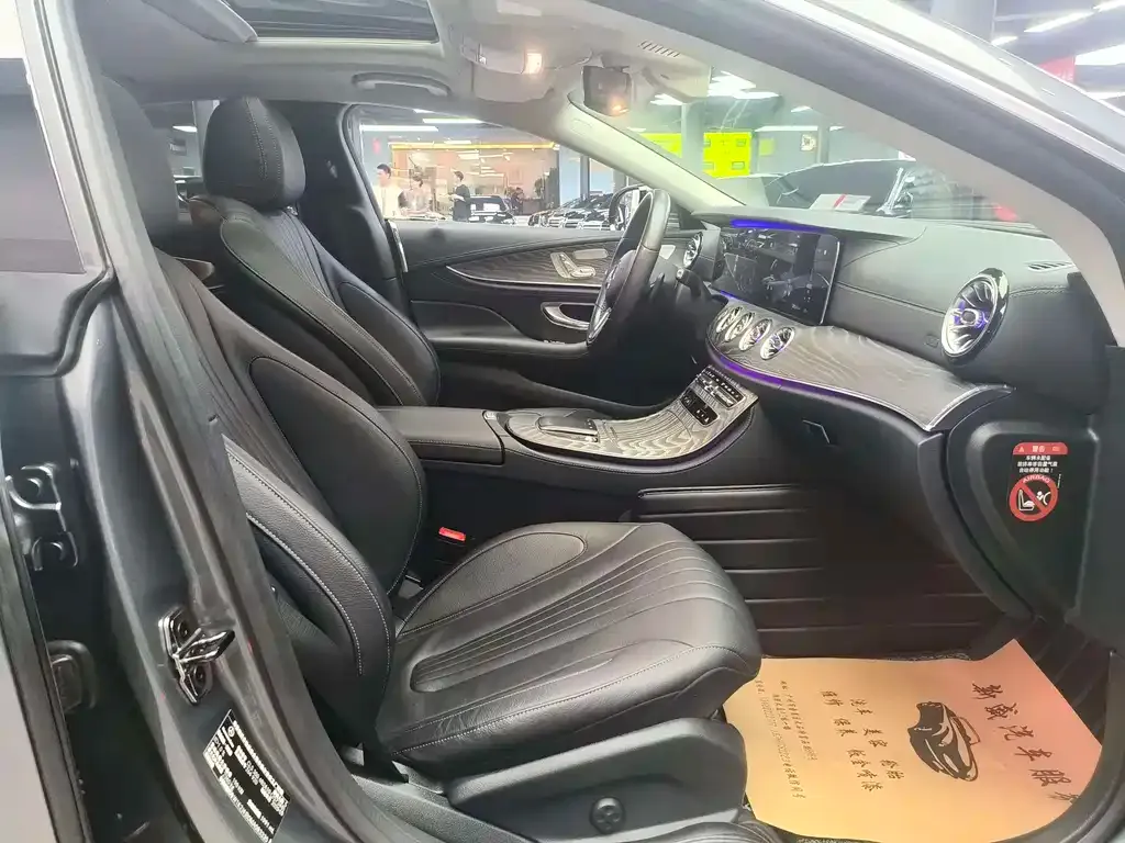 Mercedes-Benz CLS — фото 5