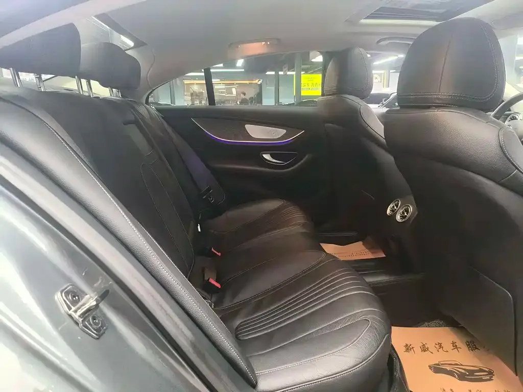Mercedes-Benz CLS — фото 3