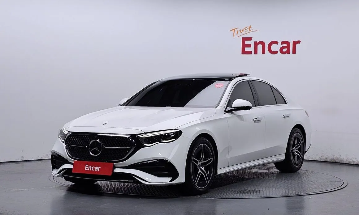 Mercedes-Benz E-Class — фото 1