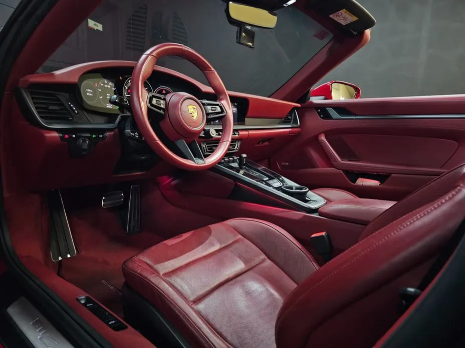 Porsche 911 2021 из KR, фото 6