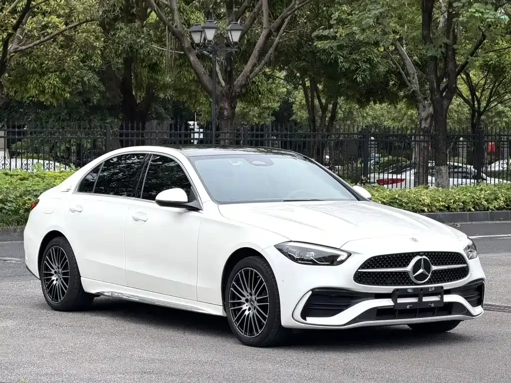 Mercedes-Benz C-Class — фото 10