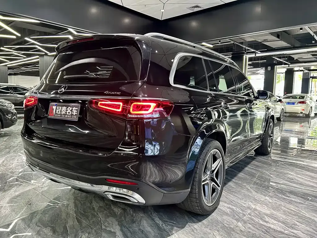 Mercedes-Benz GLS — фото 6
