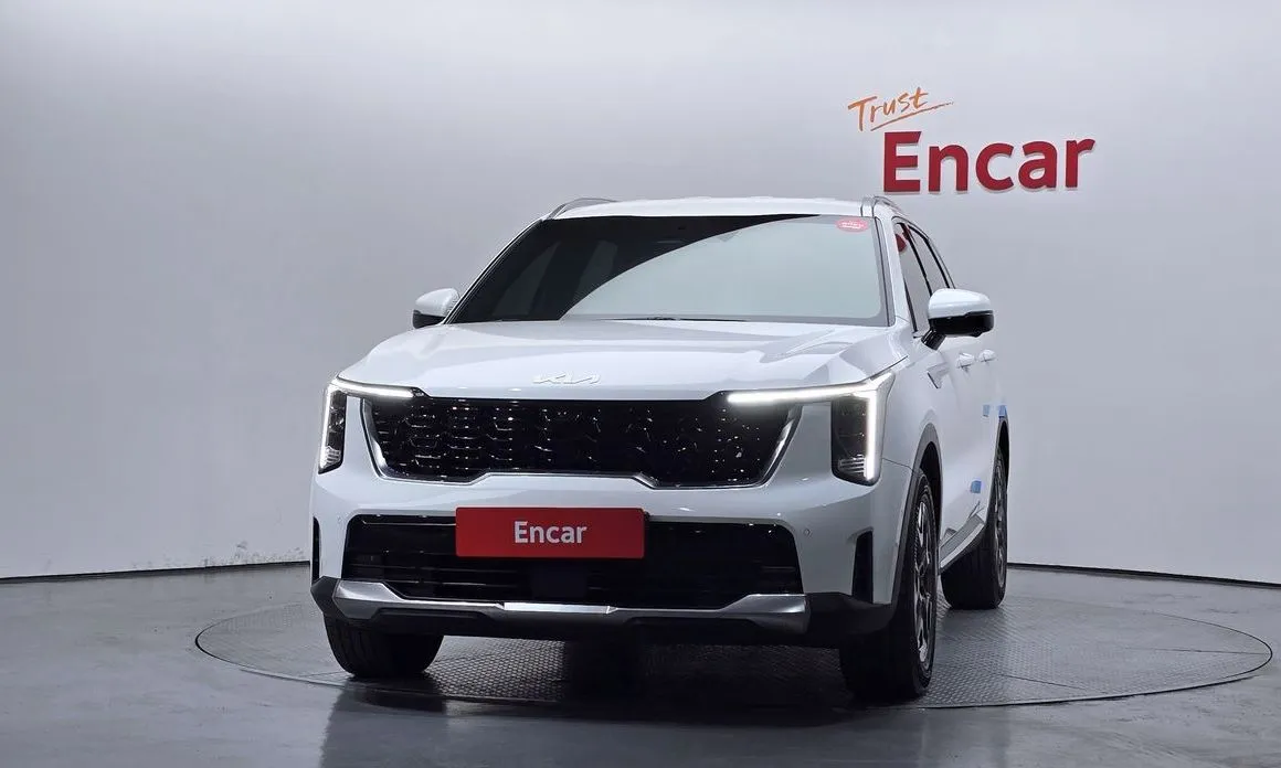 Kia Sorento — фото 5