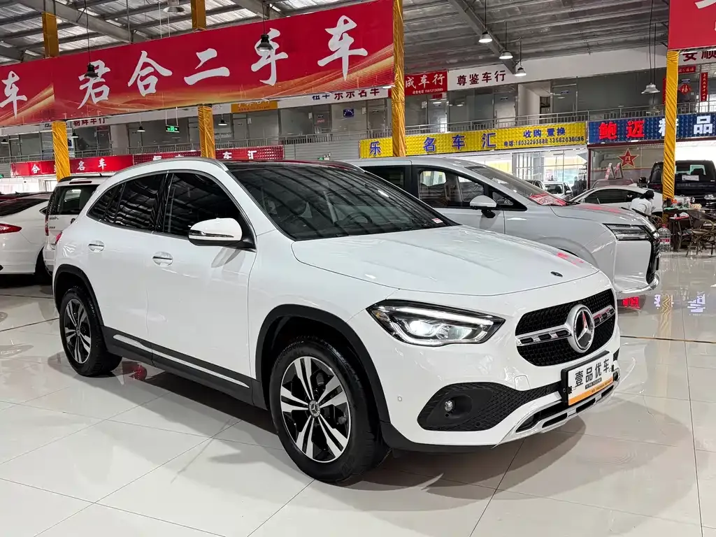 Mercedes-Benz GLA — фото 9