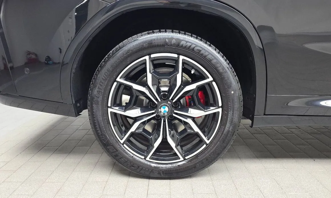 BMW X4 2024 из KR, фото 8