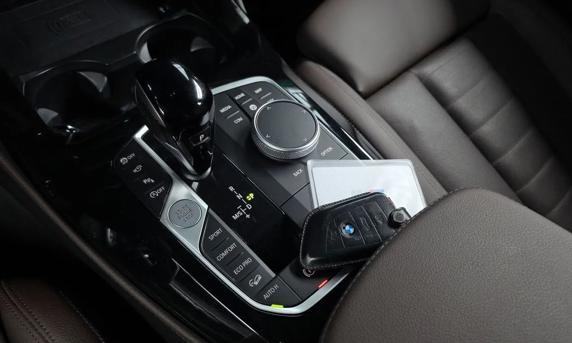 BMW X4 2024 из KR, фото 10