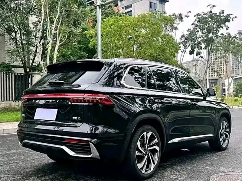 Geely Xingyue L — фото 10