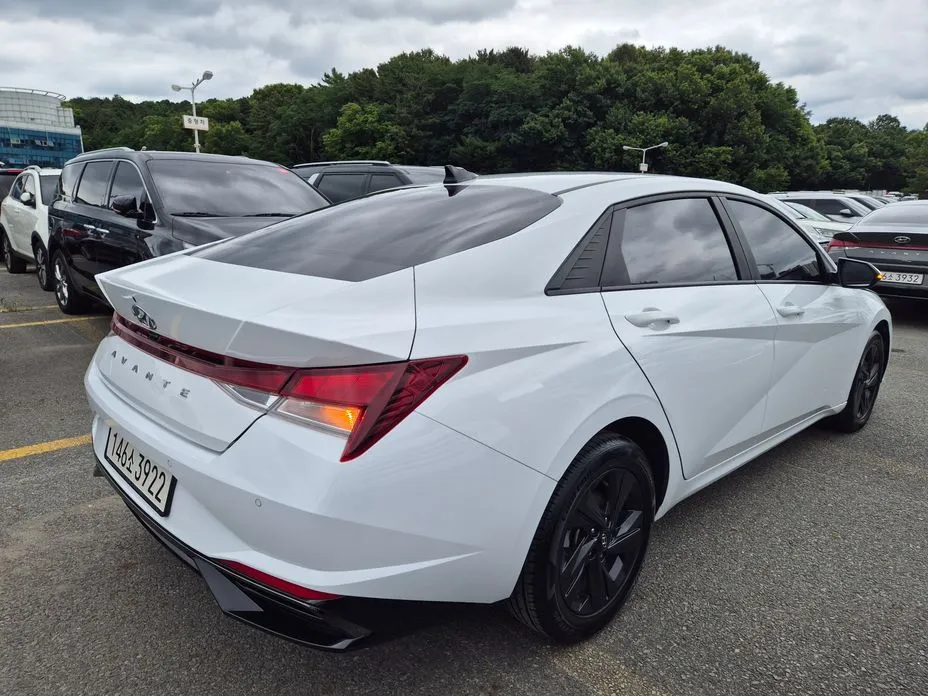 Hyundai AVANTE — фото 6
