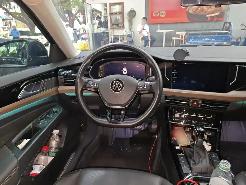 Volkswagen Passat — фото 4