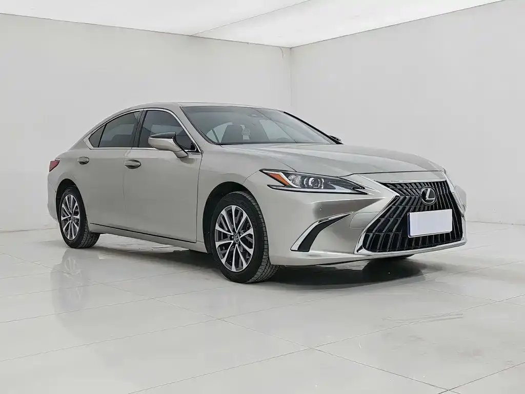 Lexus ES — фото 2