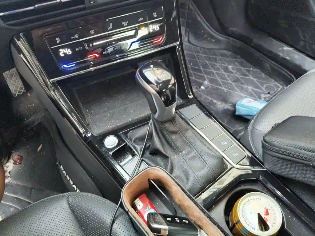 Volkswagen Passat — фото 7