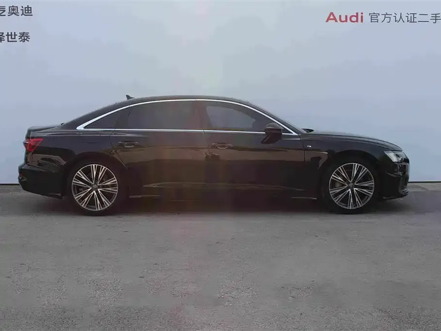 Audi A6L — фото 9