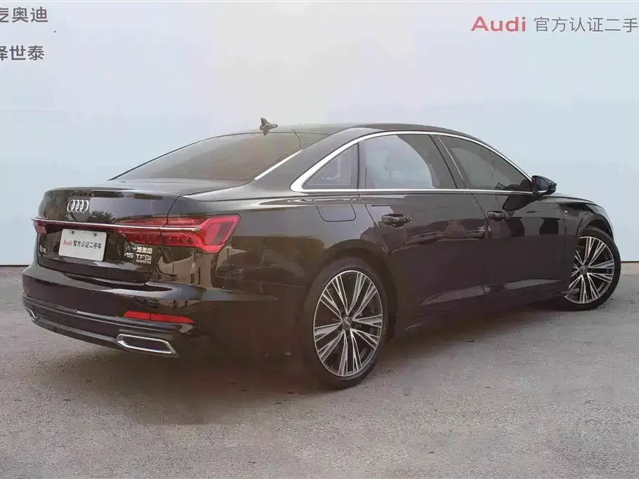 Audi A6L — фото 5