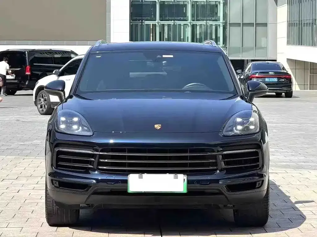 Porsche Cayenne Hybrid — фото 4