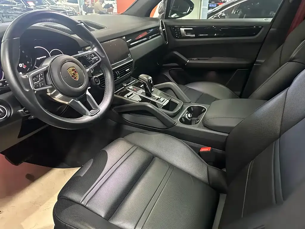 Porsche Cayenne Hybrid — фото 9