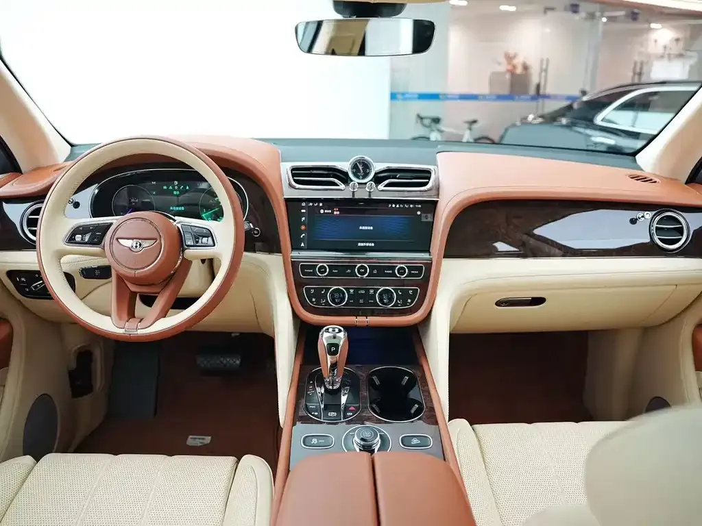 Bentley Bentayga 2021 из CN, фото 5