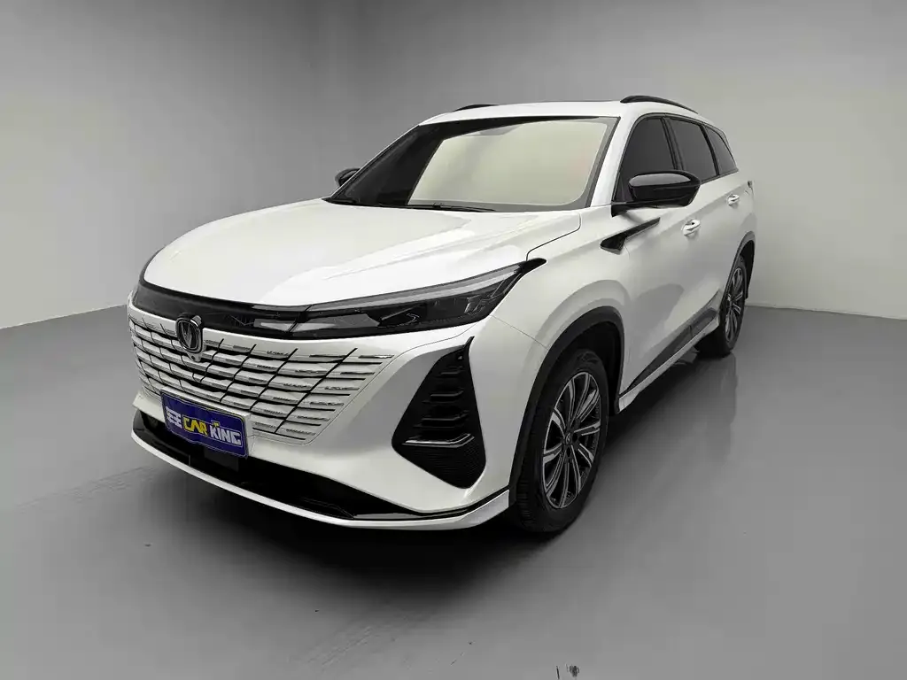 Changan CS75PLUS — фото 1