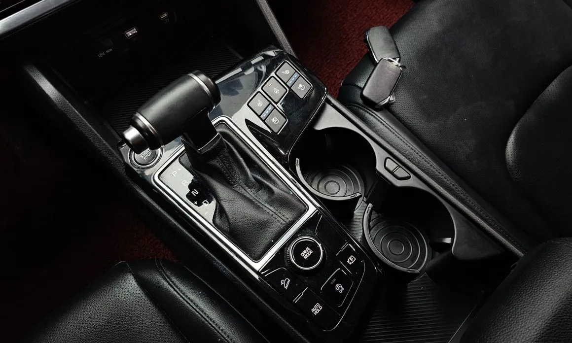 Kia Sportage — фото 10