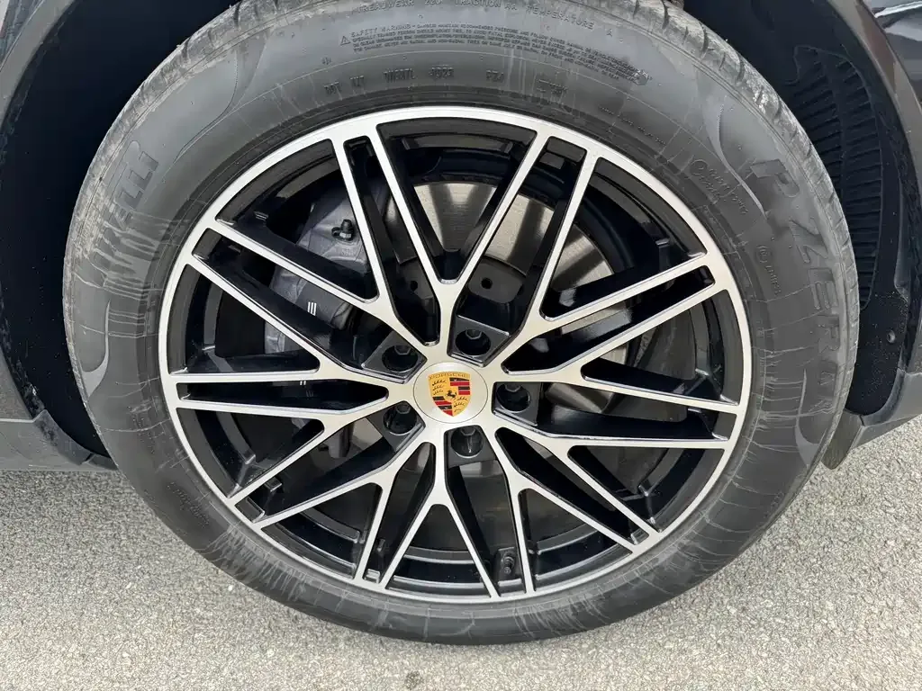 Porsche Cayenne — фото 9