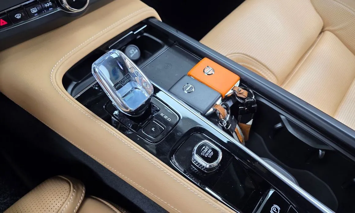 Volvo S90 2023 из KR, фото 5