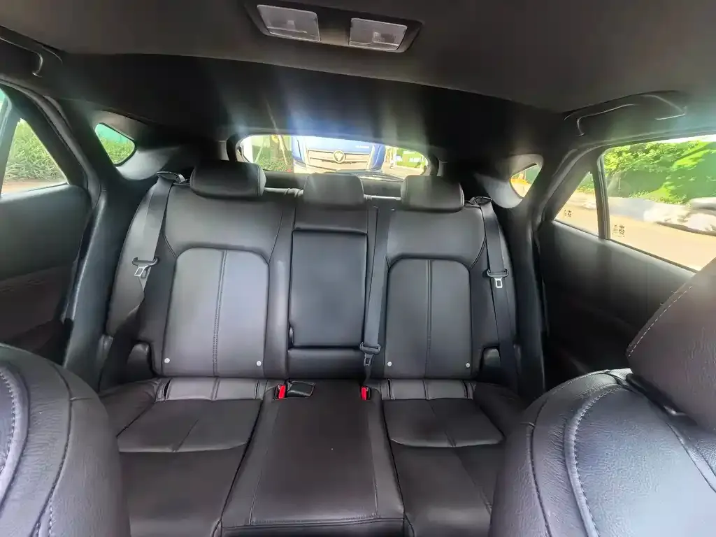 Mazda CX-4 2022 из CN, фото 2
