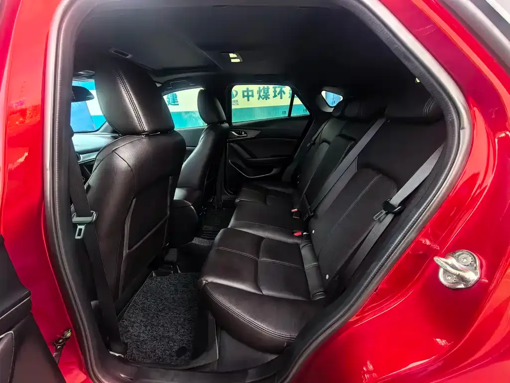 Mazda CX-4 2022 из CN, фото 6