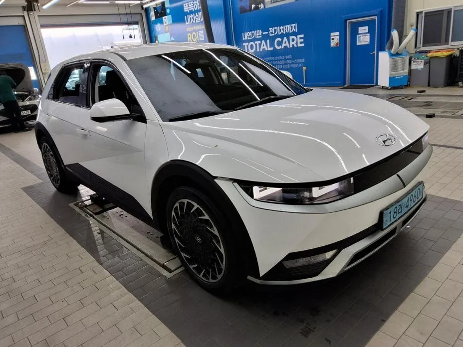Hyundai Ioniq5 — фото 2