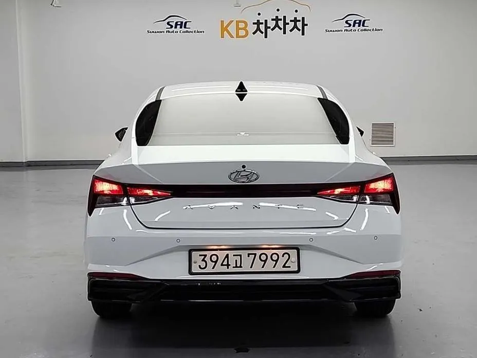 Hyundai AVANTE — фото 8