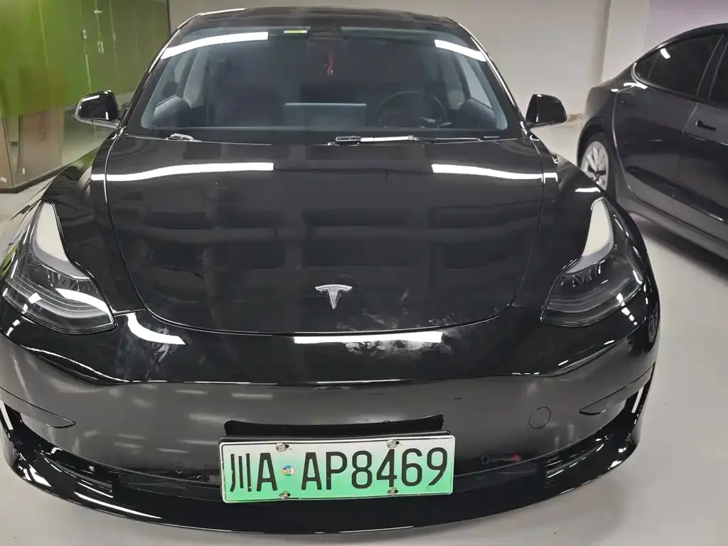 Tesla Model 3 — фото 6