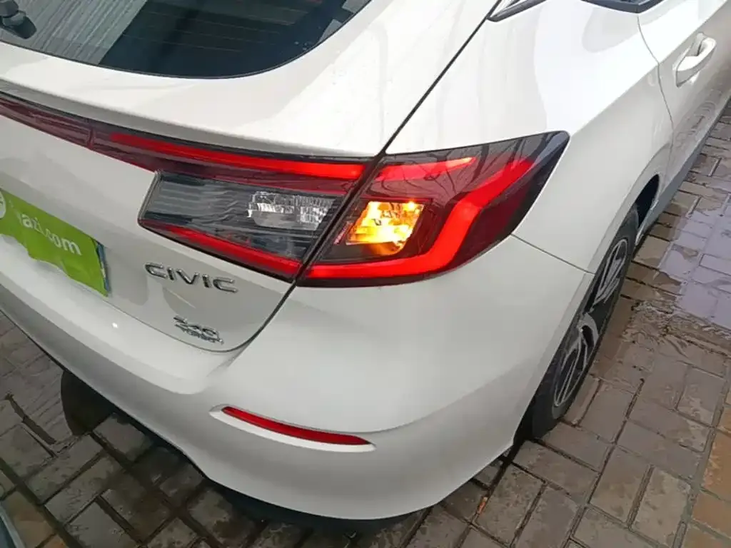Honda Civic — фото 9