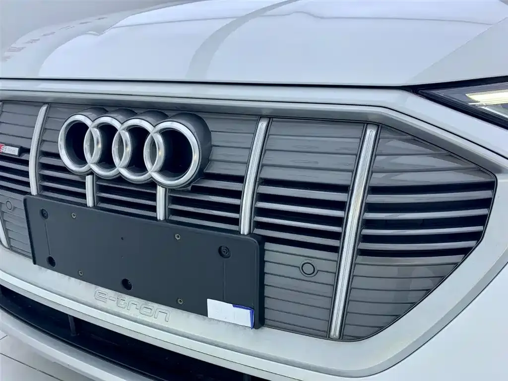 Audi e-tron 2026 из CN, фото 9