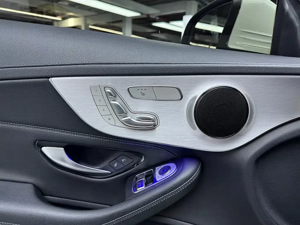Mercedes-Benz C-Class (Import) — фото 3