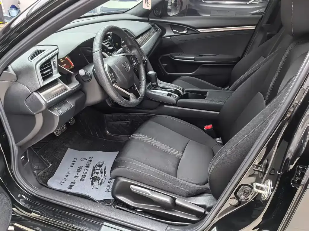 Honda Civic — фото 4
