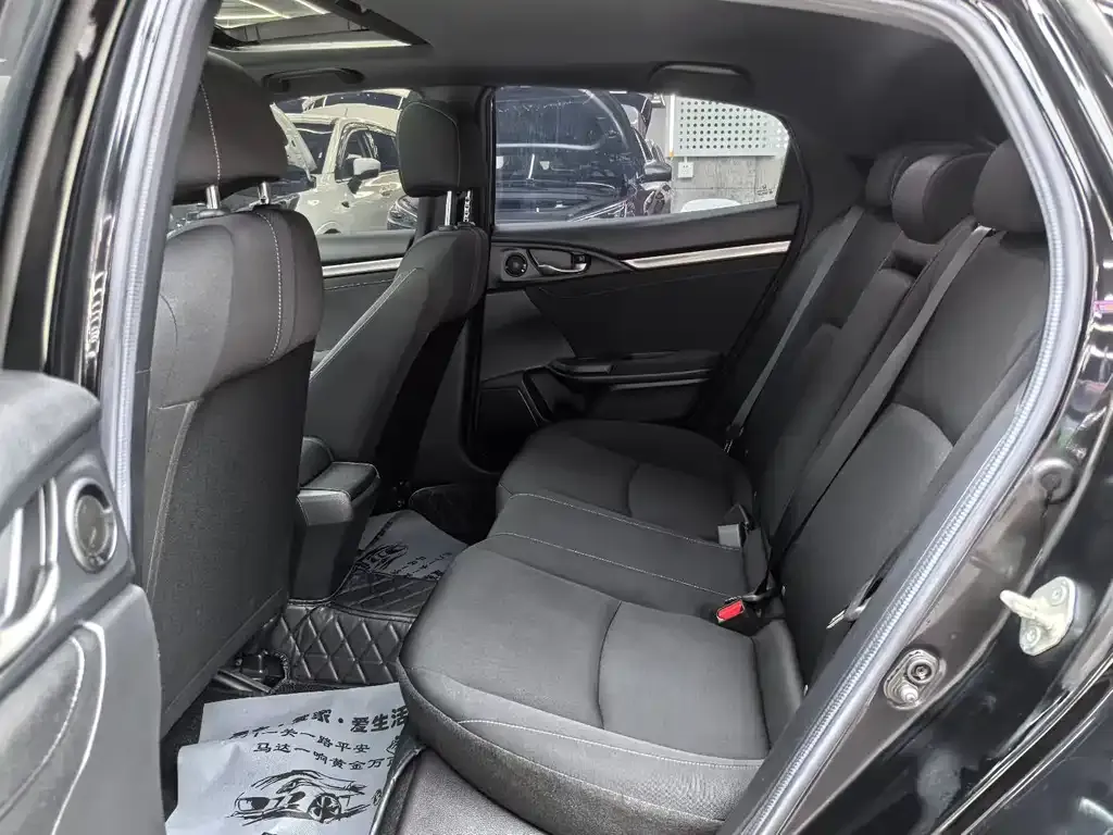 Honda Civic — фото 5
