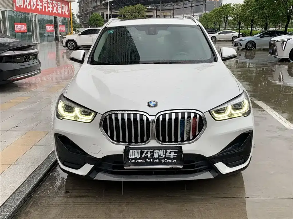 BMW X1 — фото 3
