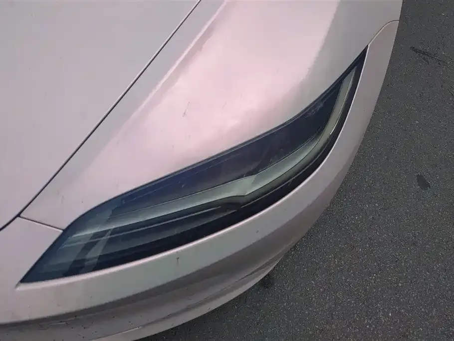 Tesla Model 3 — фото 3
