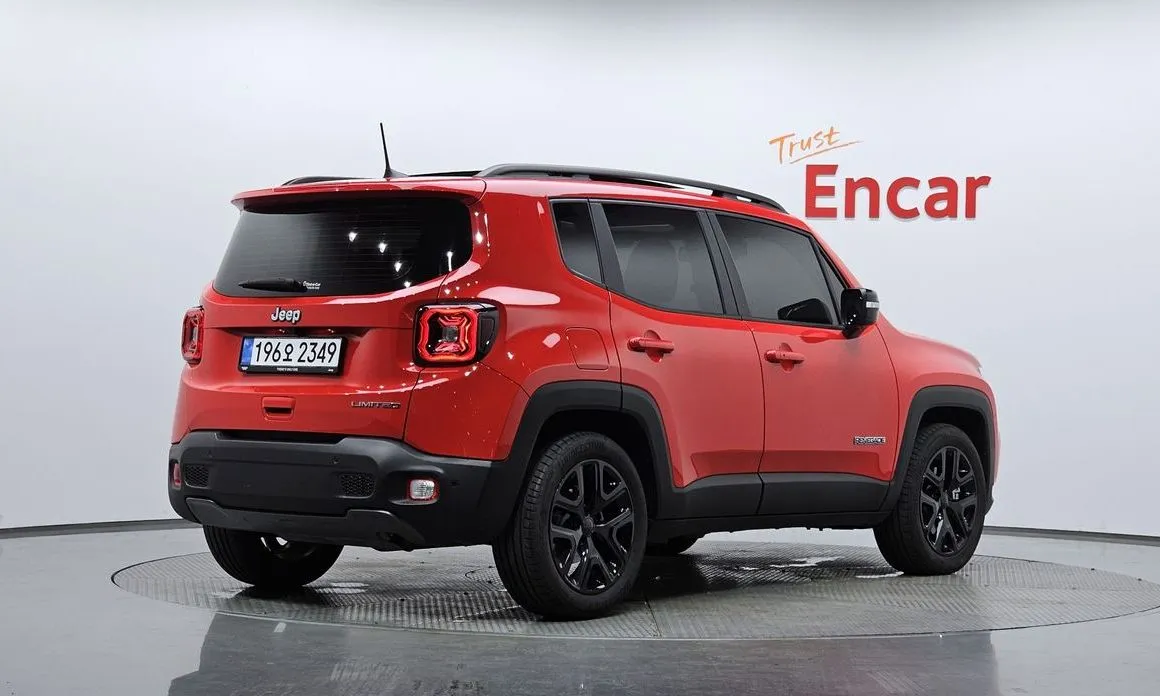 Jeep Renegade 2023 из KR, фото 3