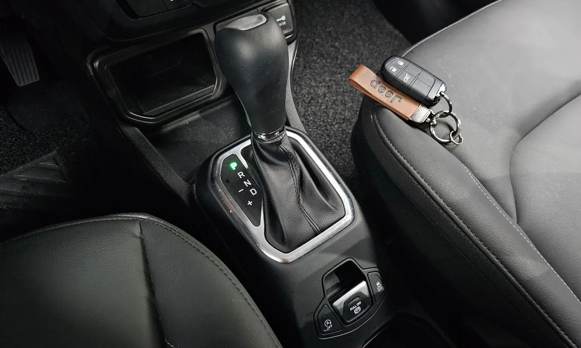 Jeep Renegade 2023 из KR, фото 5