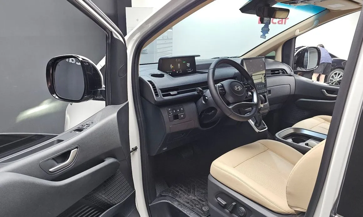 Hyundai Staria — фото 4