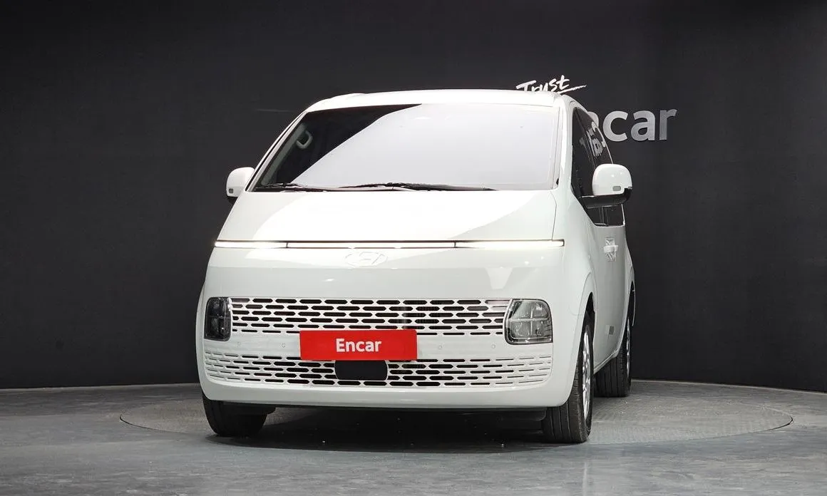 Hyundai Staria — фото 2