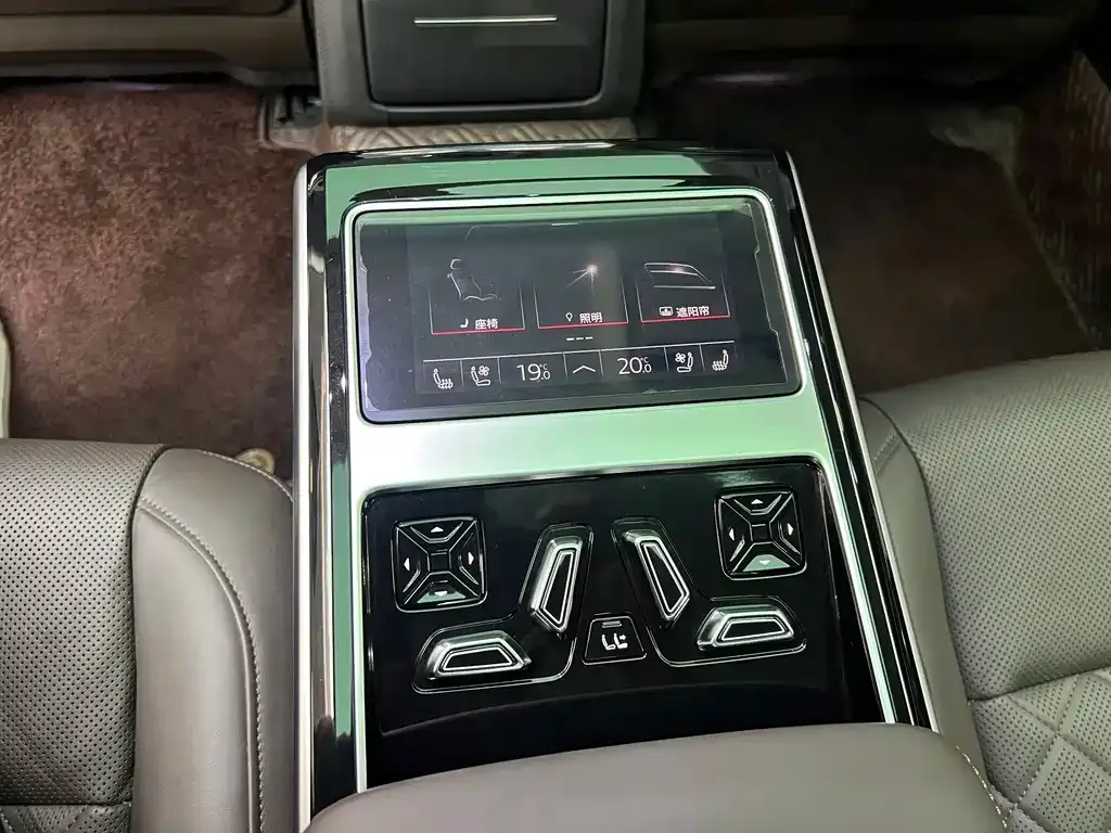 Audi A8 New Energy — фото 3