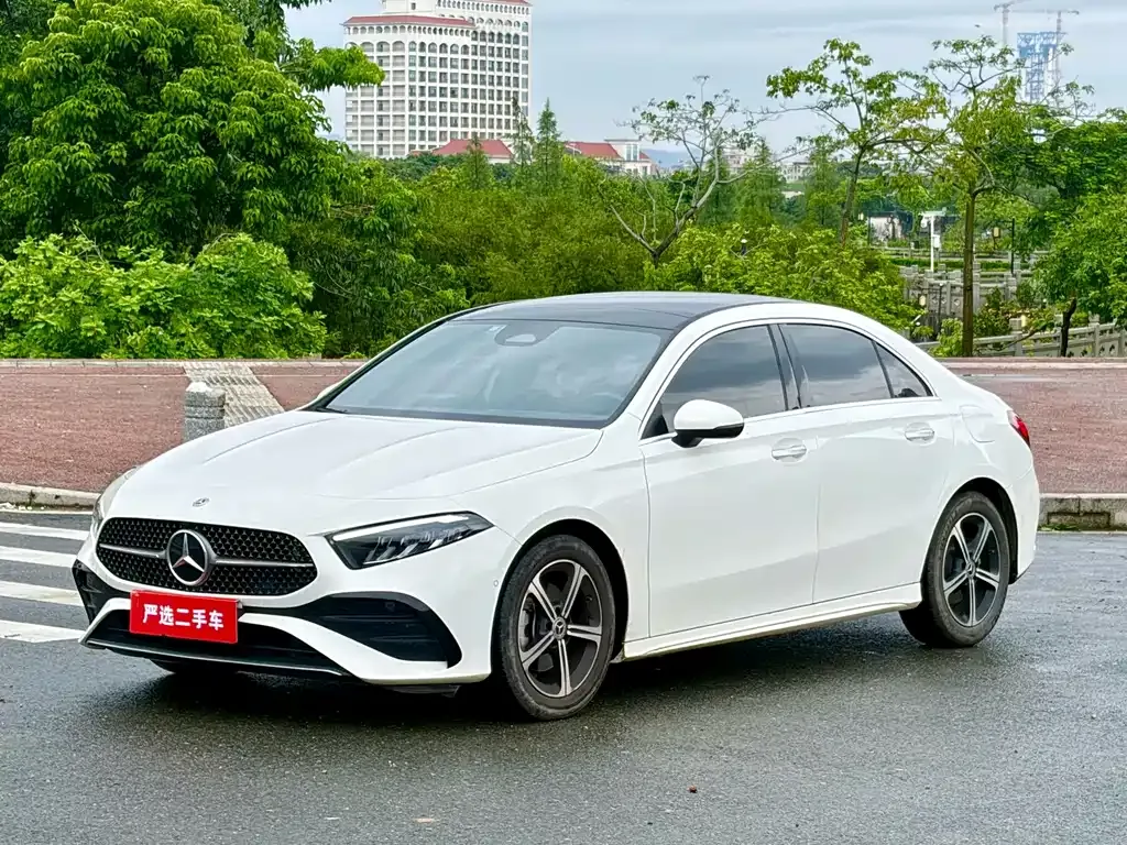 Mercedes-Benz A-Class — фото 1