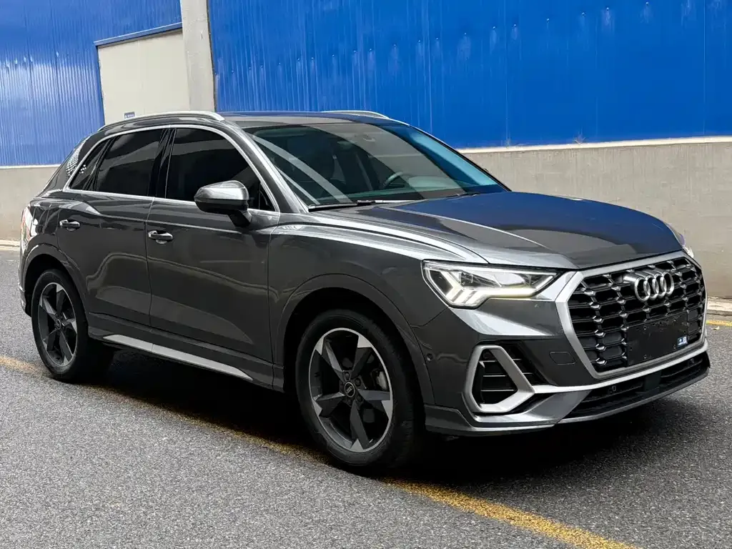 Audi Q3 — фото 9