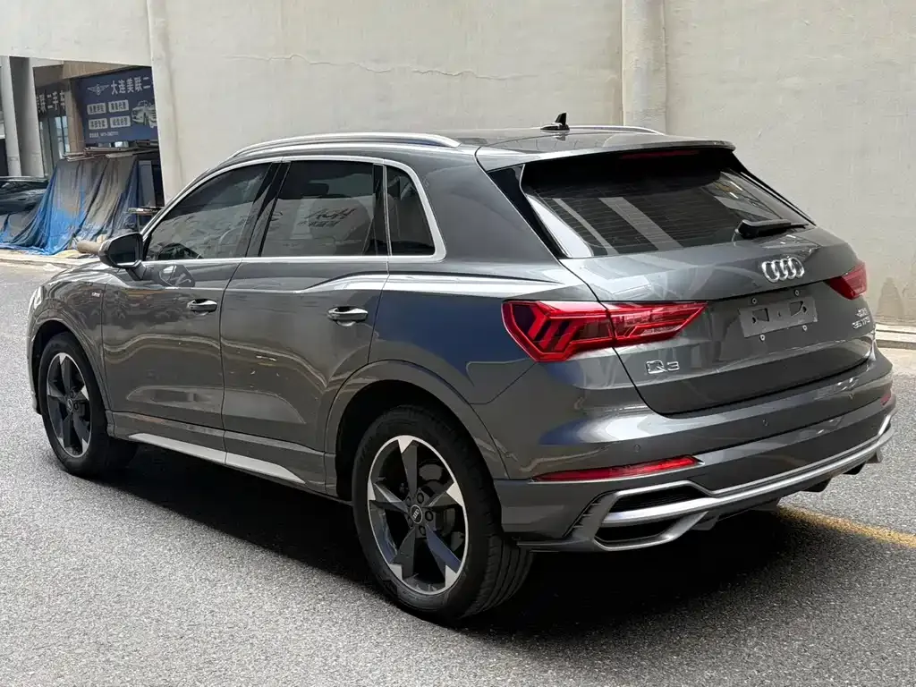 Audi Q3 — фото 5