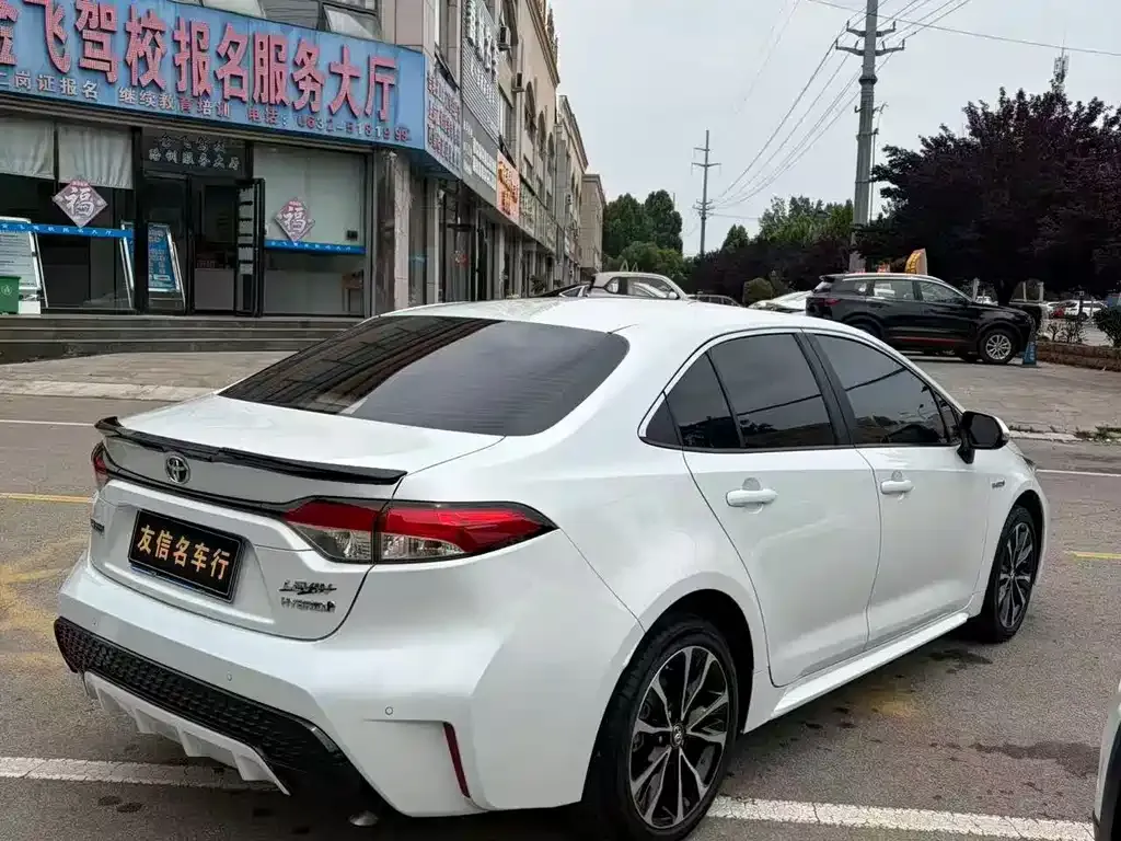 Toyota Levin — фото 10