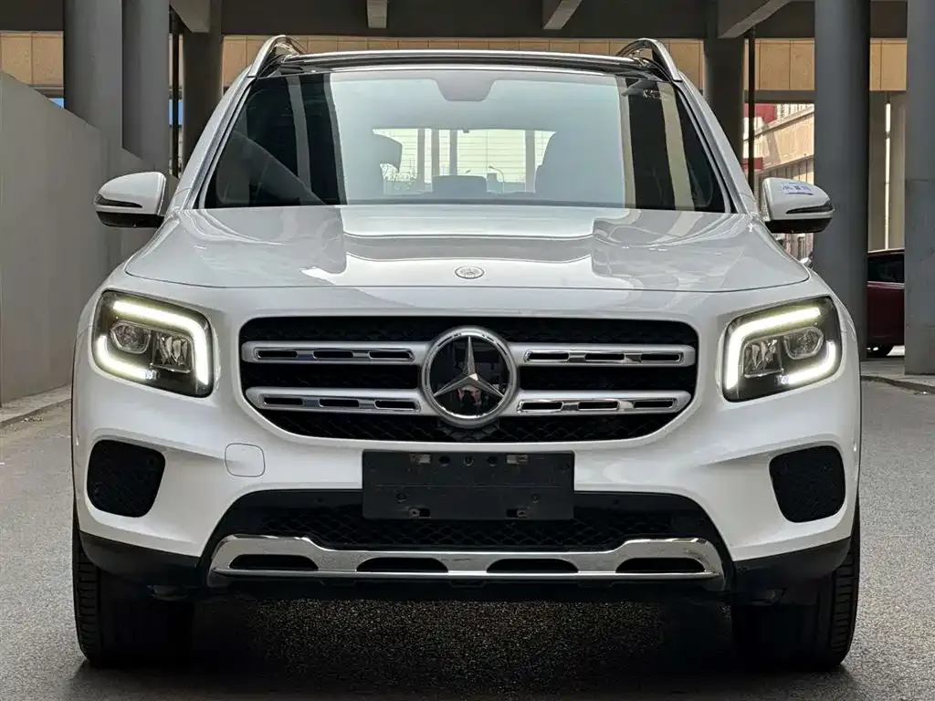 Mercedes-Benz GLB — фото 4