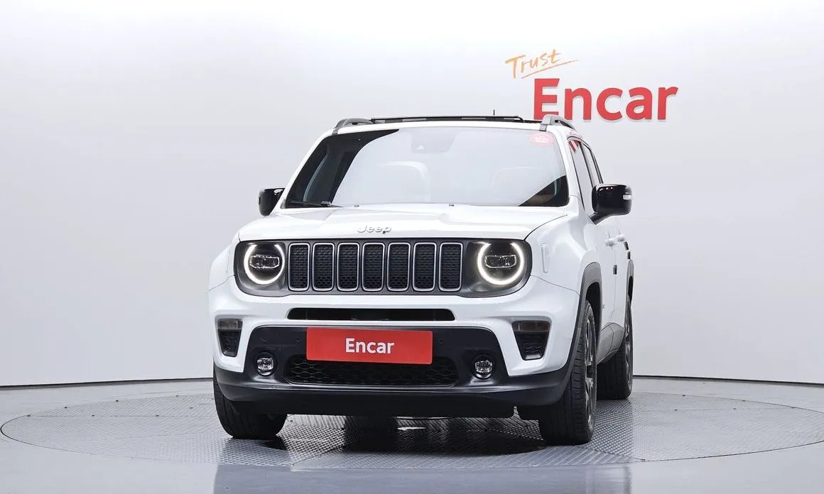 Jeep Renegade — фото 4